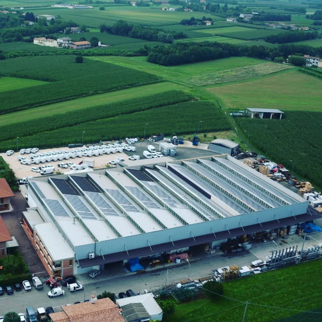 Baggio & De Sordis produktionsfaciliteter set fra luften